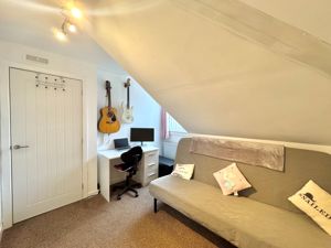 Photo 14- click for photo gallery